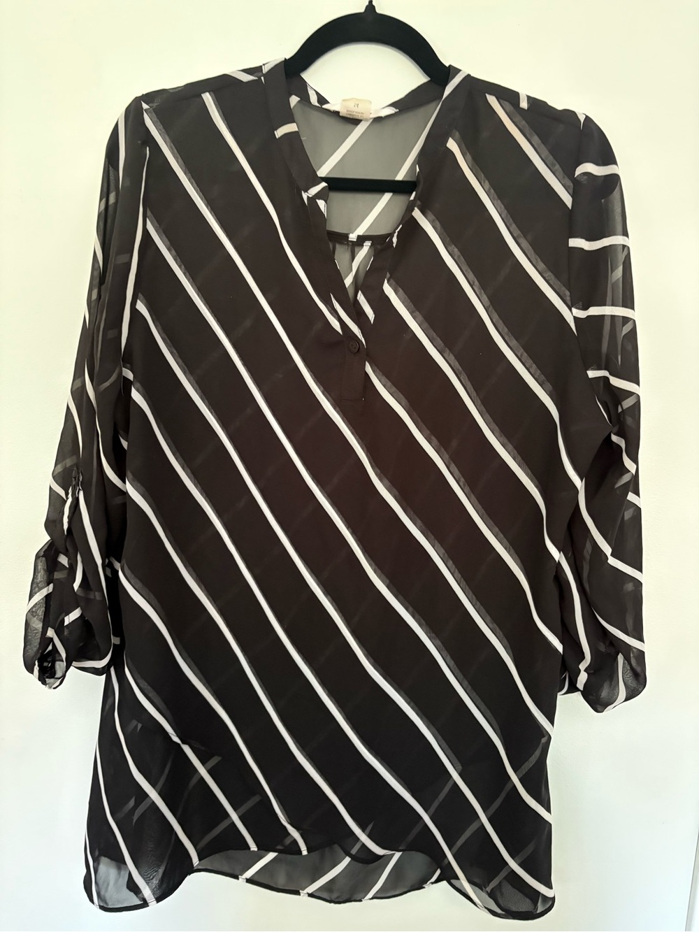 TanJay Black and White Diagonal Stripe V-Neck Blouse